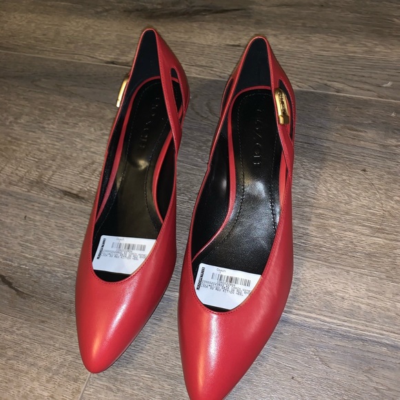 Women’s red kitten heels - Picture 3 of 3